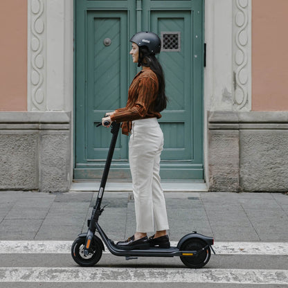 Ninebot Kickscooter F2