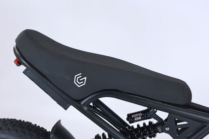 GHOSTCAT F3 (White/Black)